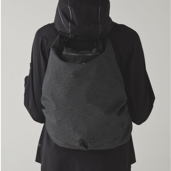 Lululemon Go-Go-Go Tote - Picture 16 of 16